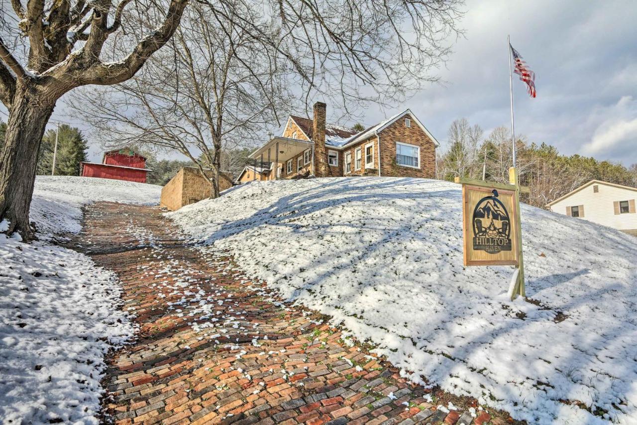 Hilltop Home With Grill, In Wayne Natl Forest Logan Esterno foto